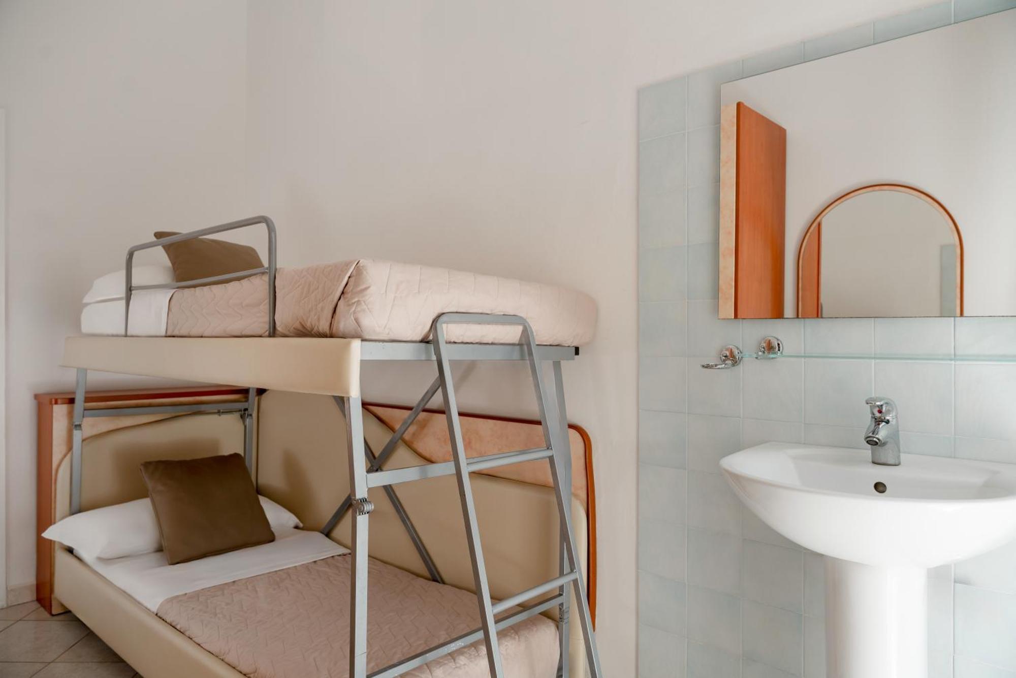 Hotel San Marco Милано Мартима Екстериор снимка