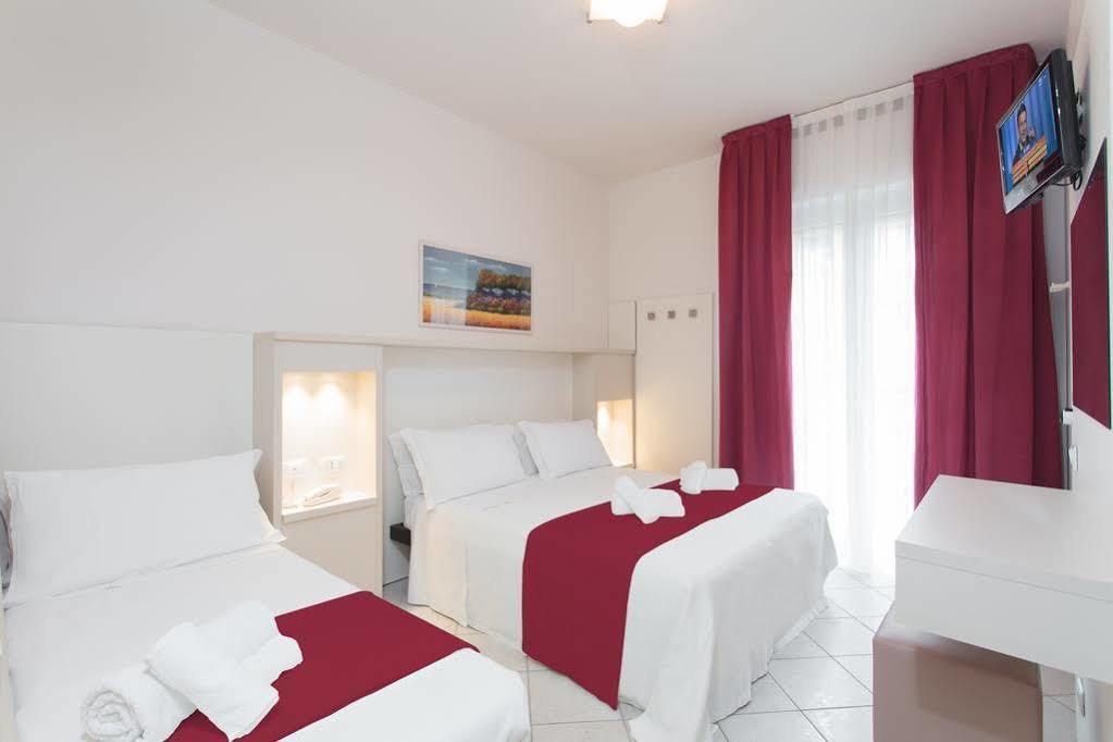 Hotel San Marco Милано Мартима Екстериор снимка