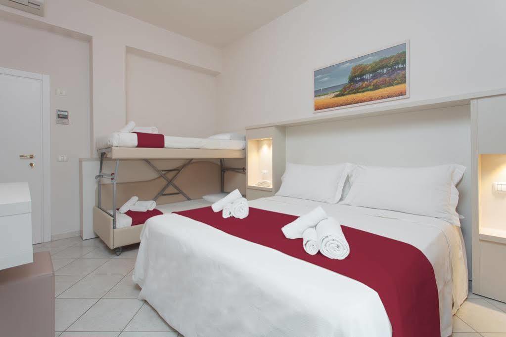 Hotel San Marco Милано Мартима Екстериор снимка